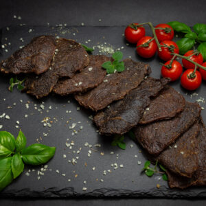 Suszona wołowina Black Angus – przekąska z mięsa premium bez konserwantów