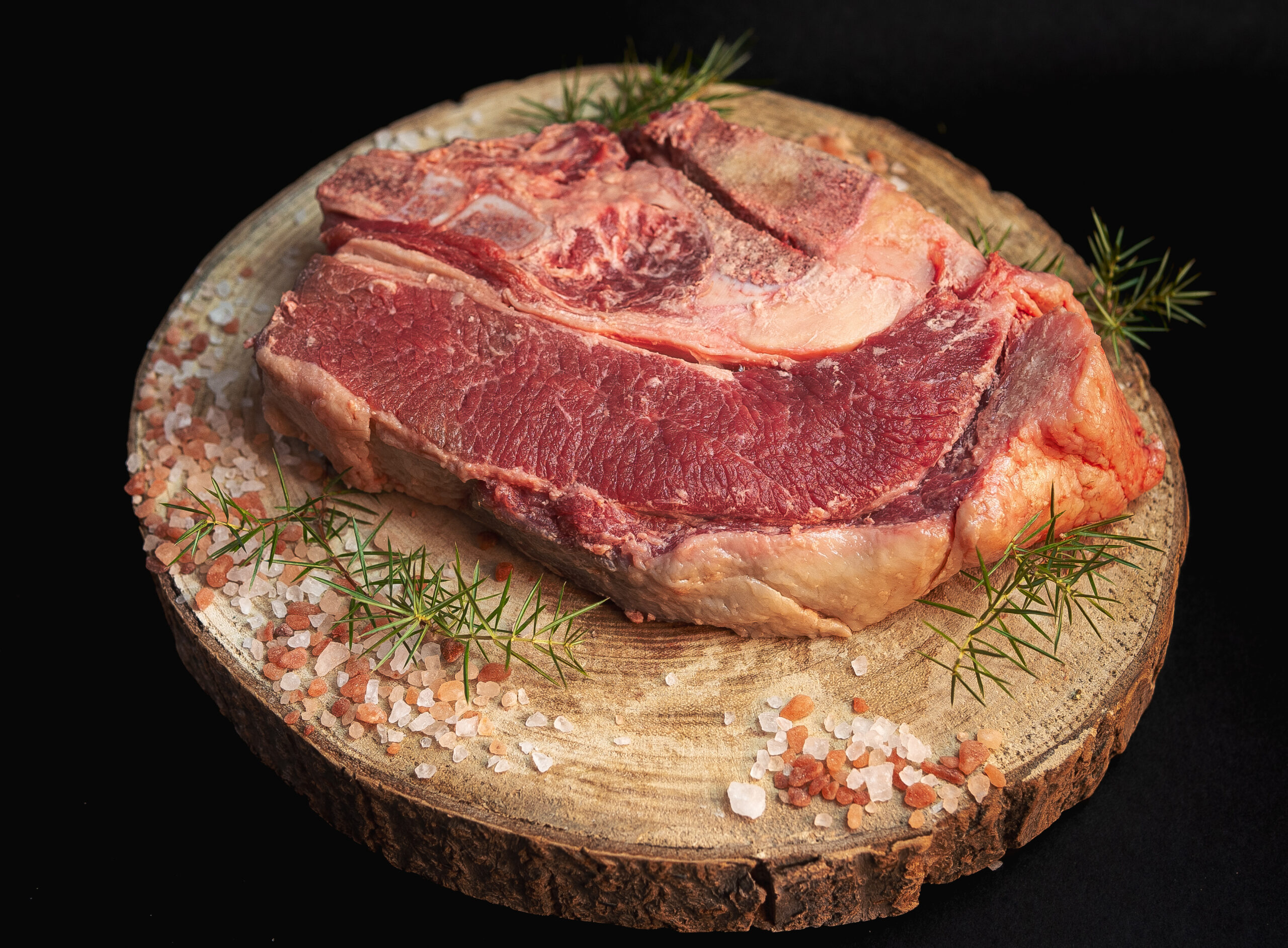 Mostek Wołowy z Kością (1 kg)