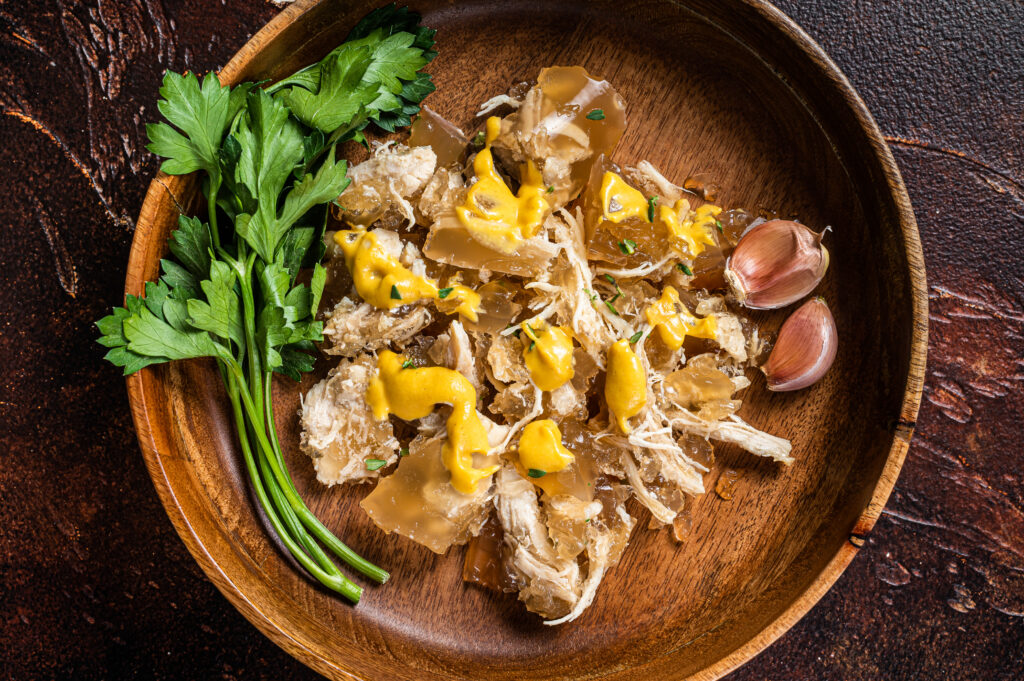 gotowanie flaków wołowych – garnek z wywarem